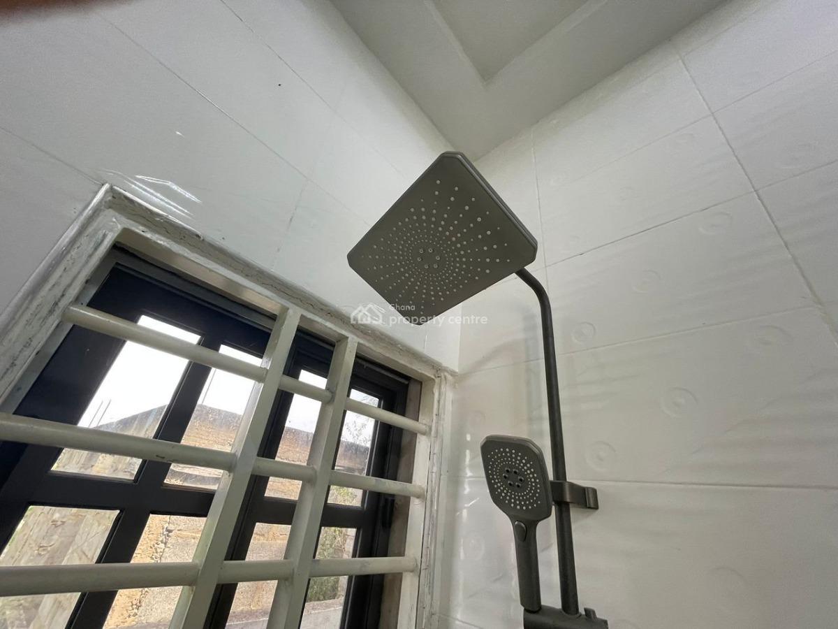 3 Bedroom House @ Oyarifa, Oyarifa, La Nkwantanang Madina Municipal, Accra, Townhouse for Sale