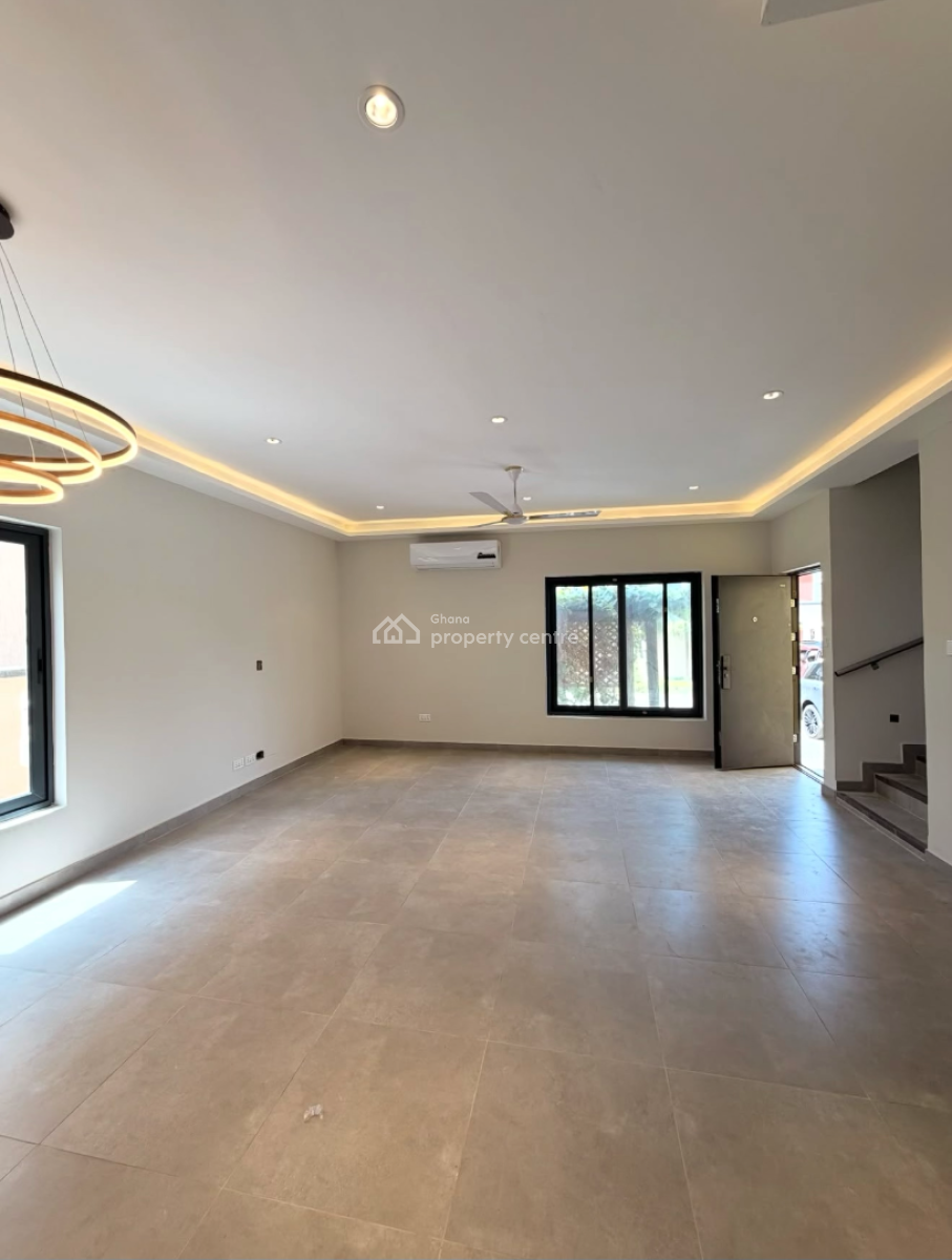 Detached 3 Bedroom Duplex in a Gated Community with Swimming Pool, Pantang, Adenta Municipal, Accra, Detached Duplex for Sale
