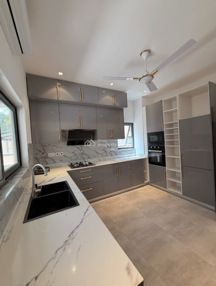 Detached 3 Bedroom Duplex in a Gated Community with Swimming Pool, Pantang, Adenta Municipal, Accra, Detached Duplex for Sale