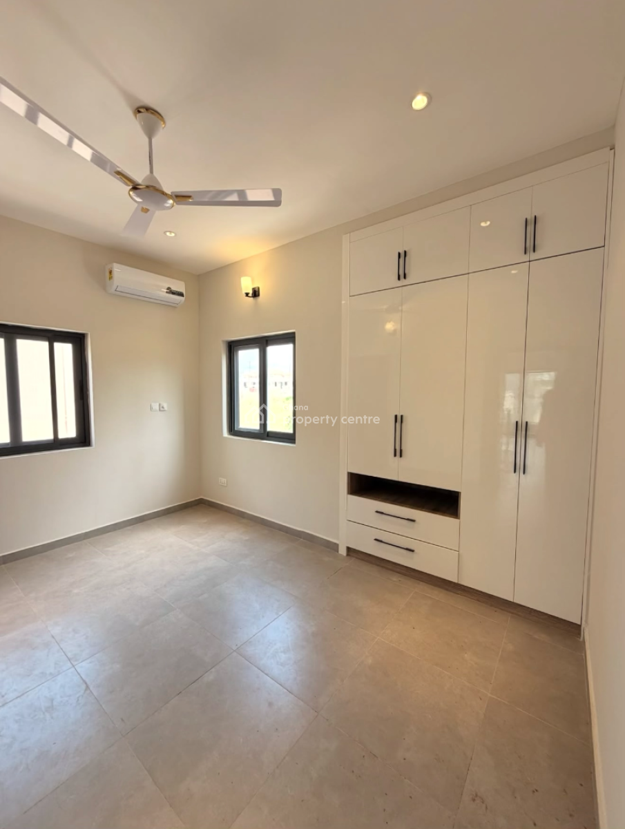 Detached 3 Bedroom Duplex in a Gated Community with Swimming Pool, Pantang, Adenta Municipal, Accra, Detached Duplex for Sale
