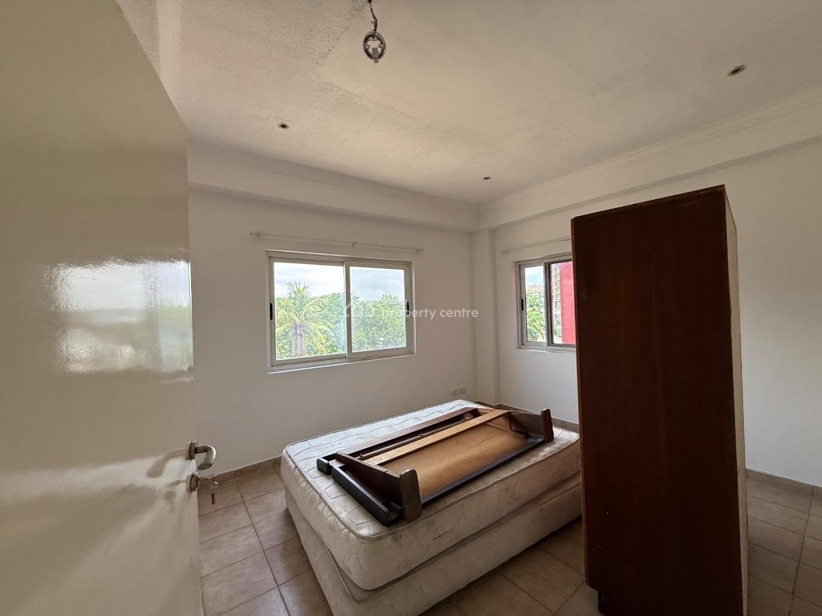 Serviced 2 Bedroom Apartment with Swimming Pool, Airport Residential Area, Accra, Apartment for Rent