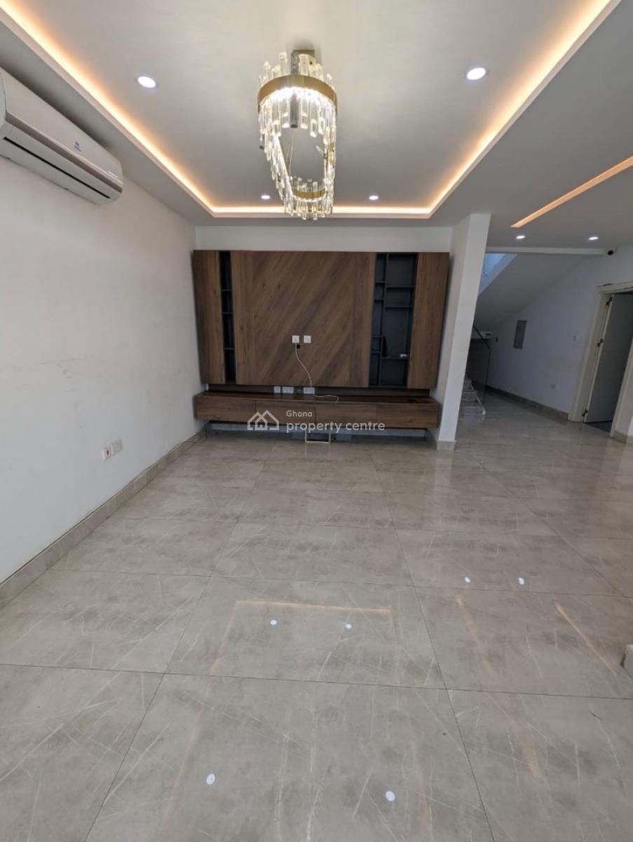 3 Bedrooms at Tantra Hills, Tantra, Achimota, Accra, Detached Duplex for Rent