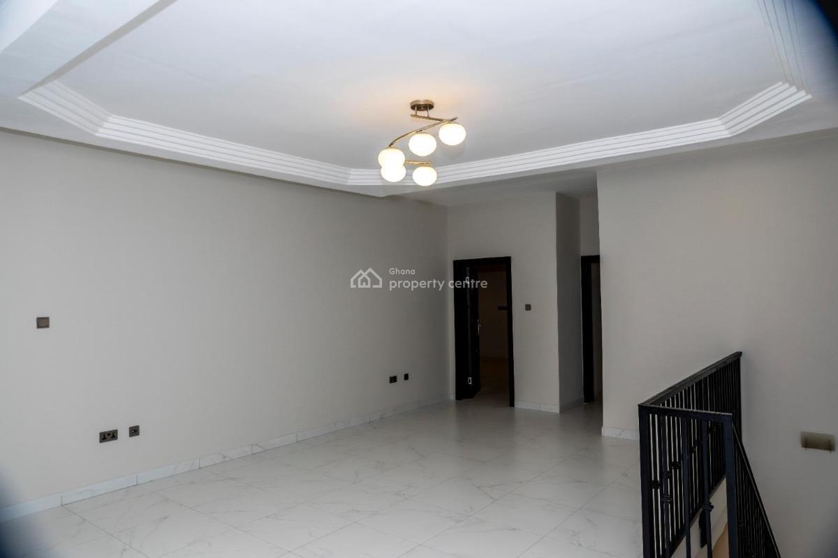 4 Bedroom Townhouse in a Gated Community, Cantonments, Accra, Detached Duplex for Rent