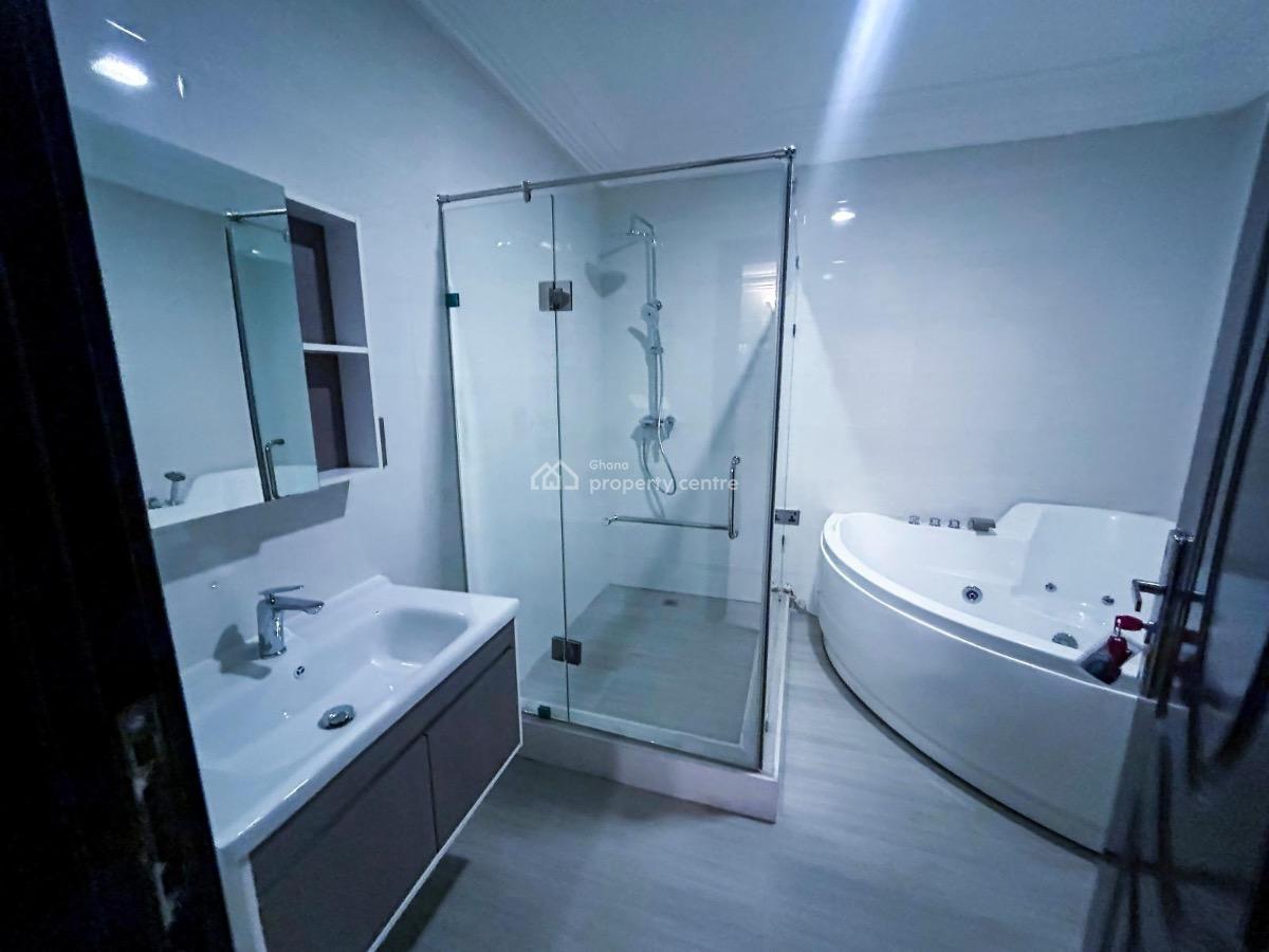 4 Bedroom Townhouse in a Gated Community, Cantonments, Accra, Detached Duplex for Rent