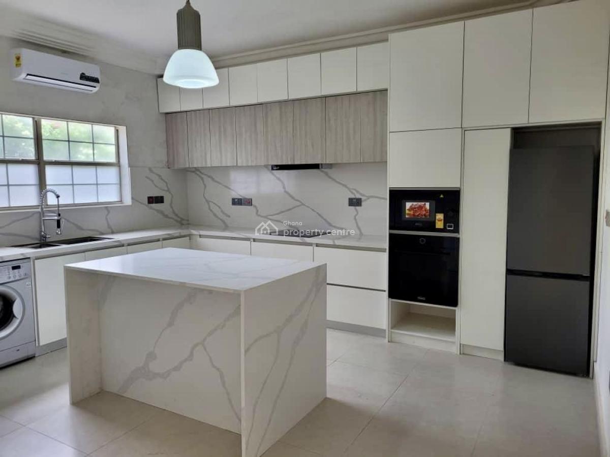 4 Bedroom Duplex in a Gated Community with Swimming Pool, Cantonments, Accra, Semi-detached Duplex for Sale