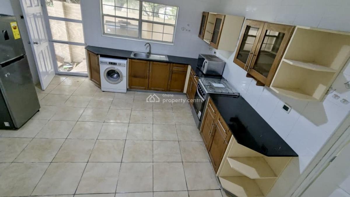 3 Bedroom Duplex in a Gated Community with Swimming Pool, Cantonments, Accra, Semi-detached Duplex for Rent