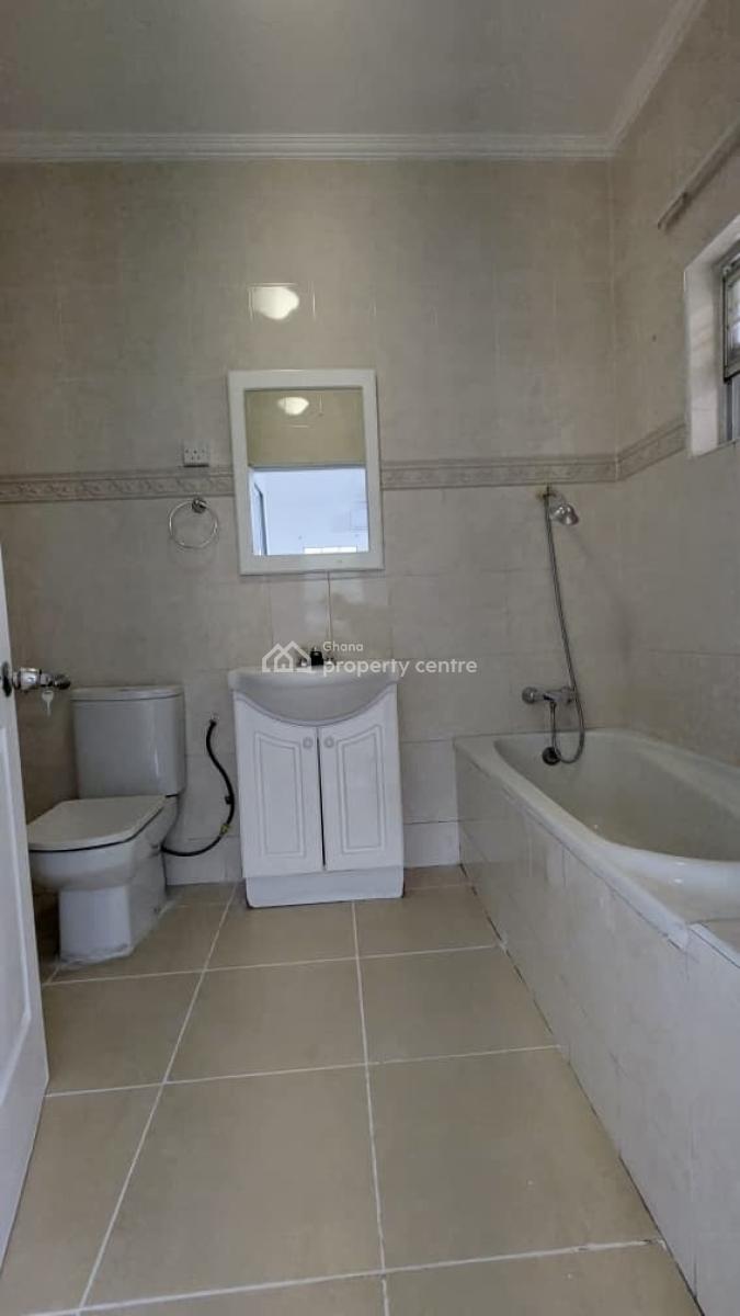 3 Bedroom Duplex in a Gated Community with Swimming Pool, Cantonments, Accra, Semi-detached Duplex for Rent
