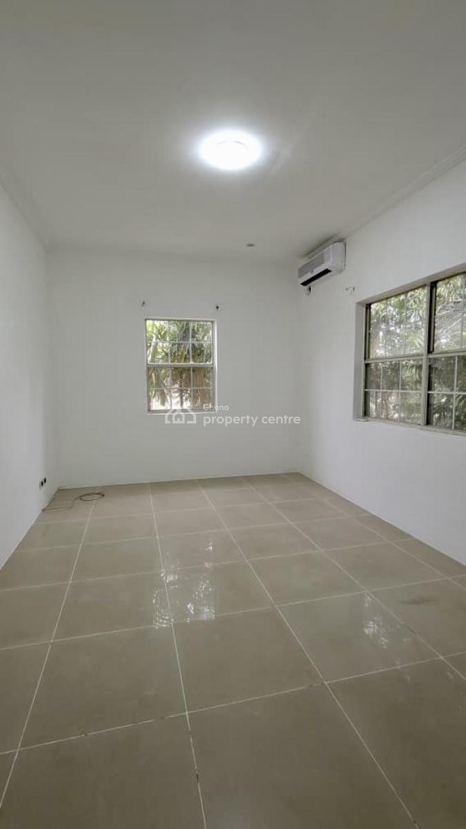 3 Bedroom Duplex in a Gated Community with Swimming Pool, Cantonments, Accra, Semi-detached Duplex for Rent