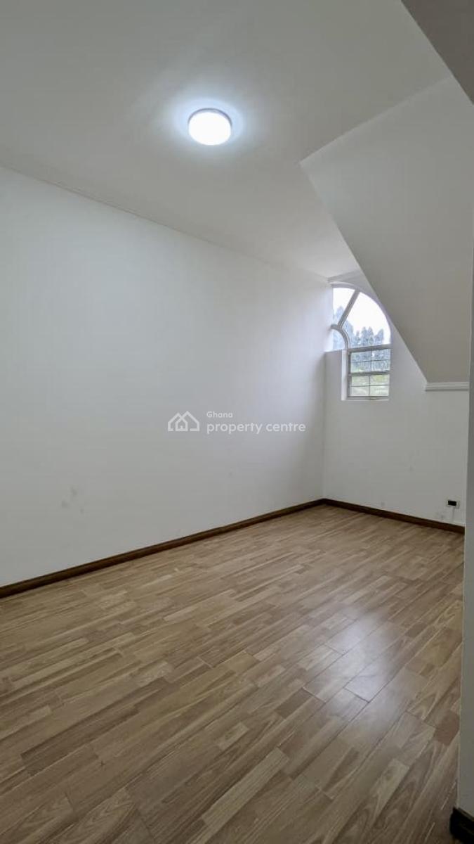 3 Bedroom Duplex in a Gated Community with Swimming Pool, Cantonments, Accra, Semi-detached Duplex for Rent