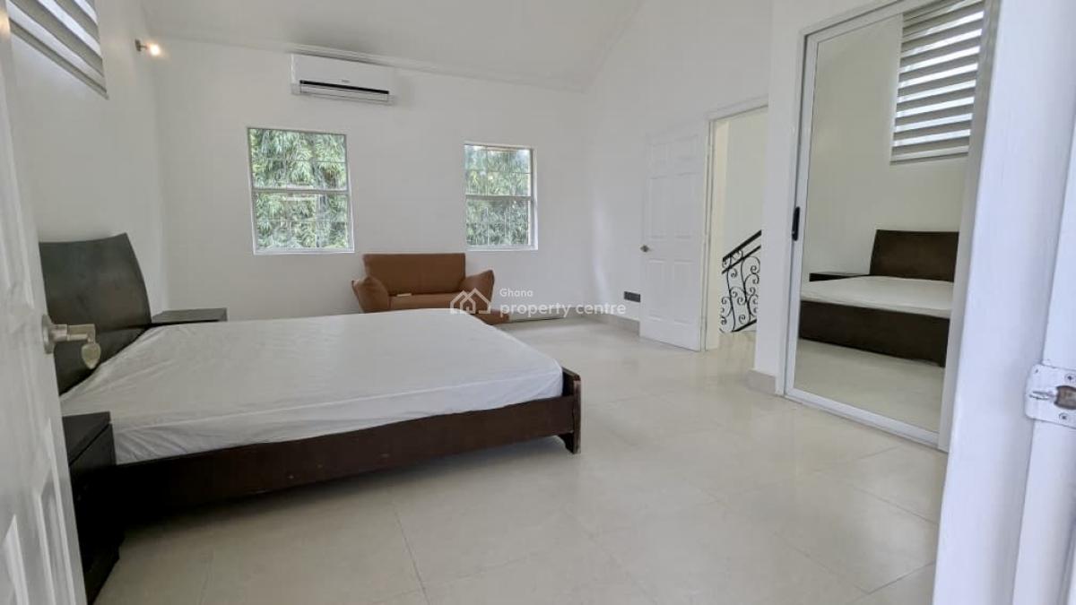 Furnished 4 Bedroom Duplex in a Gated Community with Swimming Pool, Cantonments, Accra, Semi-detached Duplex for Rent