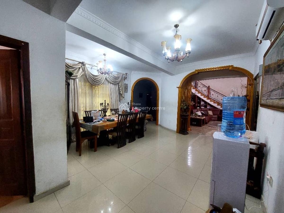 4 Bedroom Duplex with a Swimming Pool and Staff Quarters, Cantonments, Accra, Detached Duplex for Sale