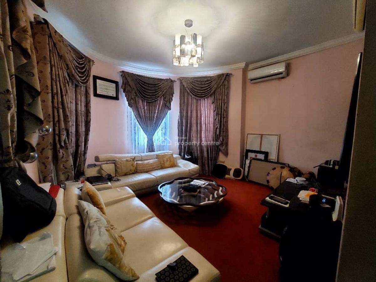 4 Bedroom Duplex with a Swimming Pool and Staff Quarters, Cantonments, Accra, Detached Duplex for Sale
