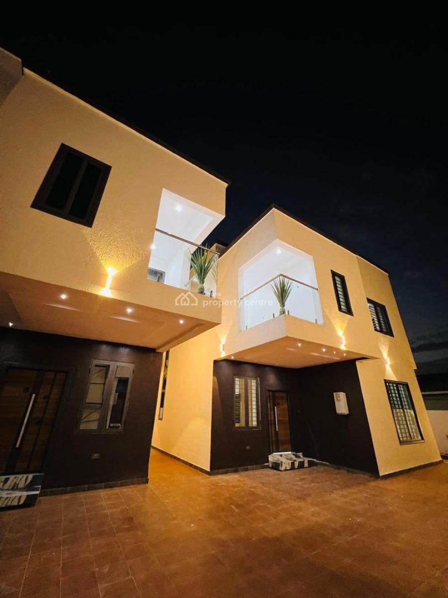 3 Bedroom Townhouse in a Gated Community, School Junction, Nanakrom, East Legon, Accra, Townhouse for Sale