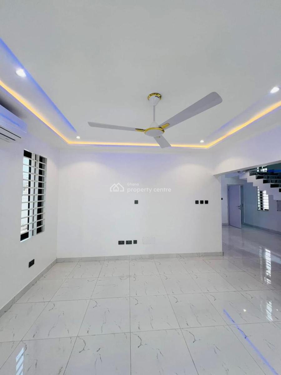 3 Bedroom Townhouse in a Gated Community, School Junction, Nanakrom, East Legon, Accra, Townhouse for Sale