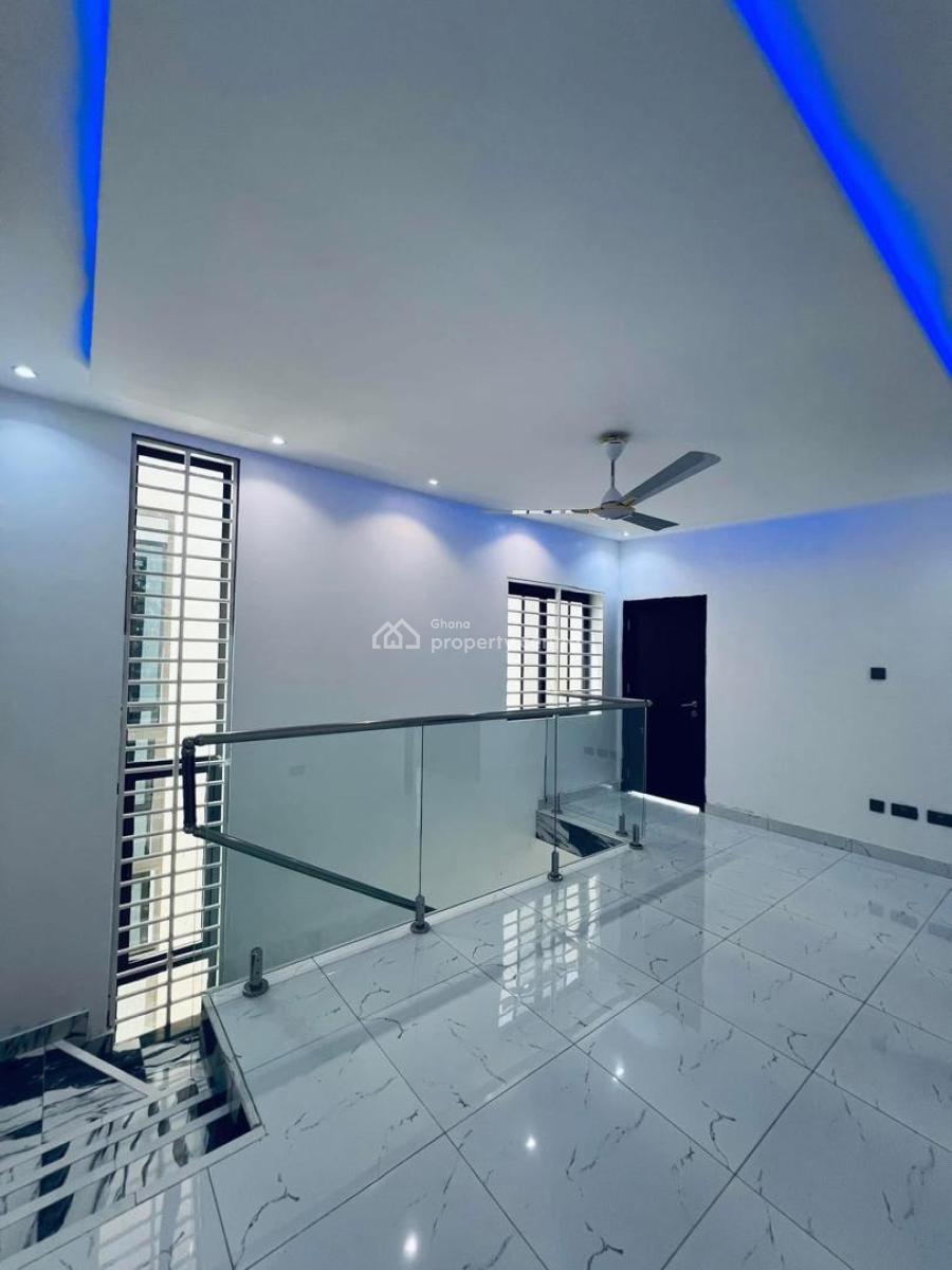 3 Bedroom Townhouse in a Gated Community, School Junction, Nanakrom, East Legon, Accra, Townhouse for Sale