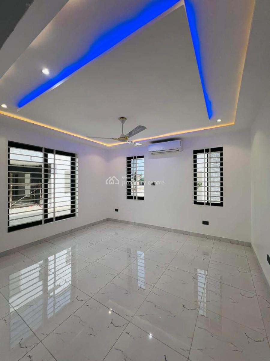 3 Bedroom Townhouse in a Gated Community, School Junction, Nanakrom, East Legon, Accra, Townhouse for Sale