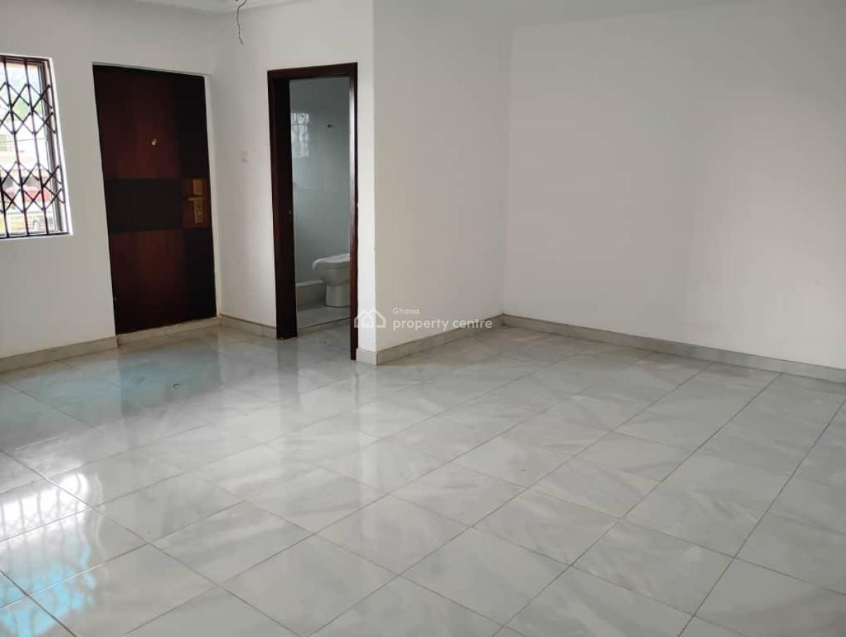 3 Bedroom Duplex in a Gated Community, Oyarifa, La Nkwantanang Madina Municipal, Accra, Semi-detached Duplex for Sale