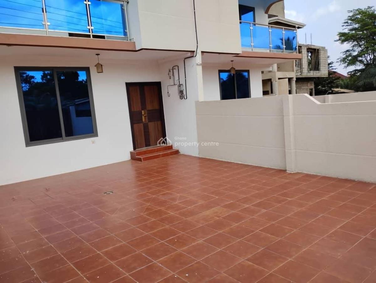 3 Bedroom Duplex in a Gated Community, Oyarifa, La Nkwantanang Madina Municipal, Accra, Semi-detached Duplex for Sale