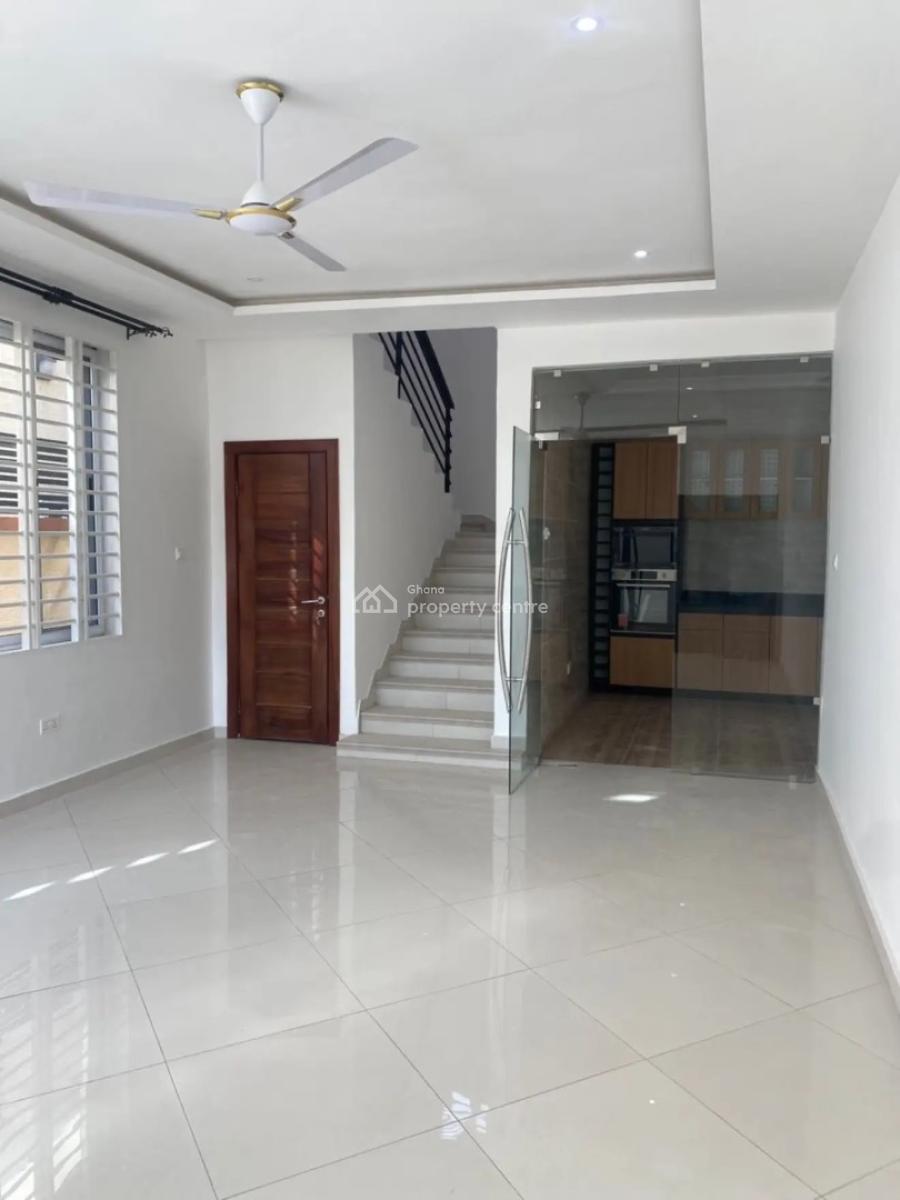 Detached 3 Bedroom Duplex in a Gated Community, Achimota, Accra, Detached Duplex for Sale