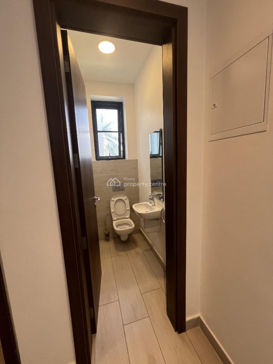 Two-bedroom Unfurnished Apartment Unit, 35 Obenesu Crescent, Cantonments, Accra, Apartment for Rent