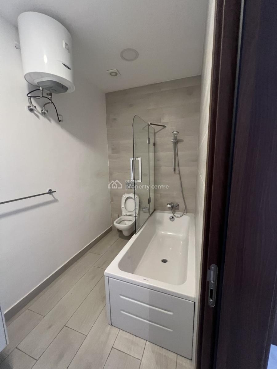 Two-bedroom Unfurnished Apartment Unit, 35 Obenesu Crescent, Cantonments, Accra, Apartment for Rent