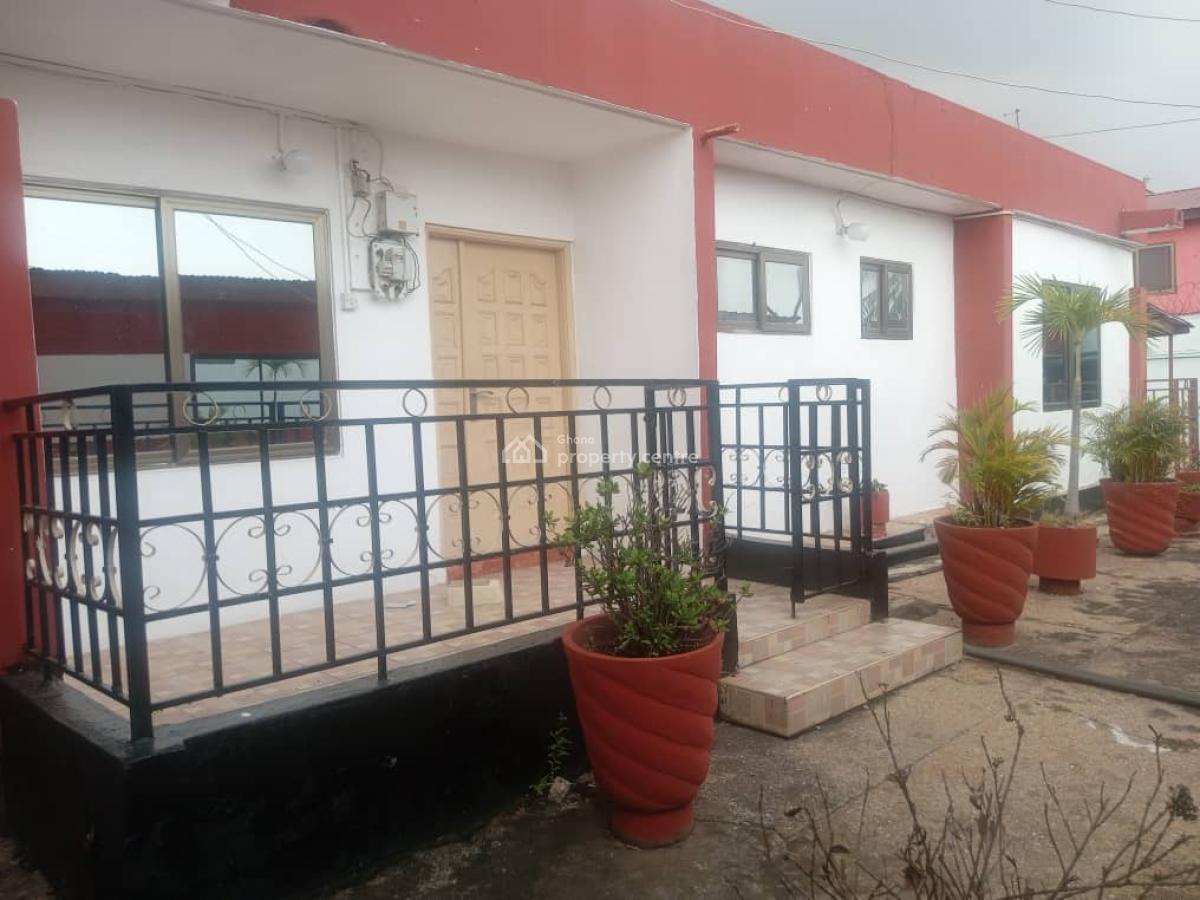 2 Bedroom Apartments, Dzorwulu, Dzorwulu, Accra, Semi-detached Bungalow for Rent