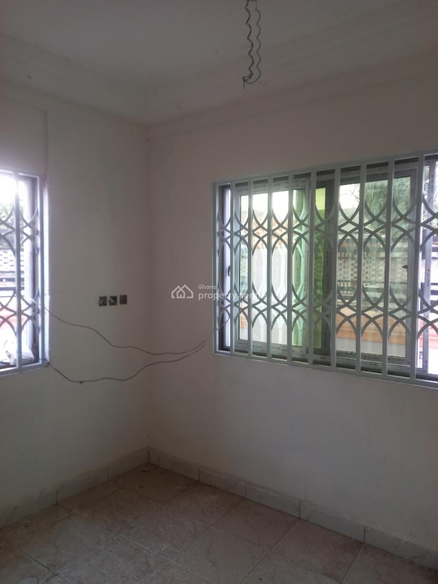 2 Bedrooms Apartment, Kenyasi Adwumam, Kumasi Metropolitan, Ashanti, Apartment for Rent