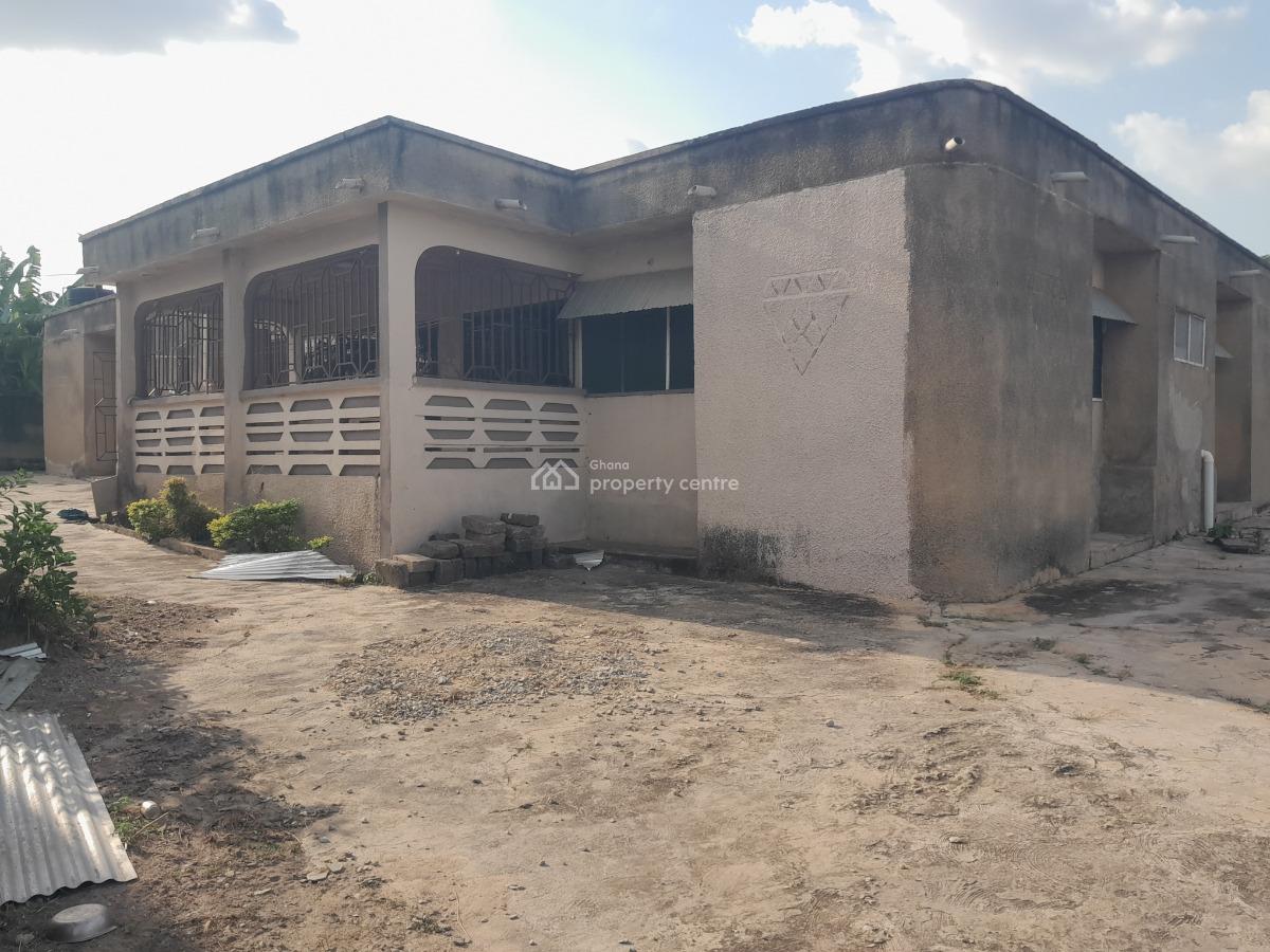 2 Bedrooms  Apartment, Duase New Site, Near Buokrom / Asokore Mampong., Kumasi Metropolitan, Ashanti, Apartment for Rent