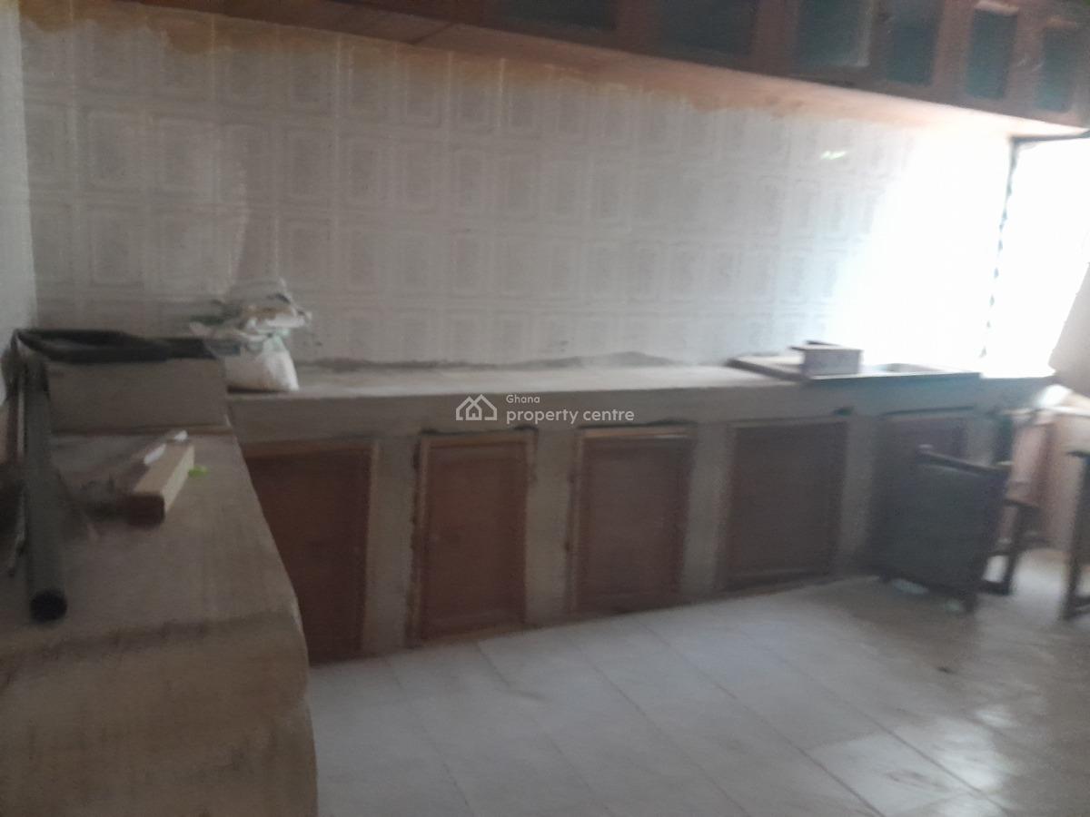 2 Bedrooms  Apartment, Duase New Site, Near Buokrom / Asokore Mampong., Kumasi Metropolitan, Ashanti, Apartment for Rent