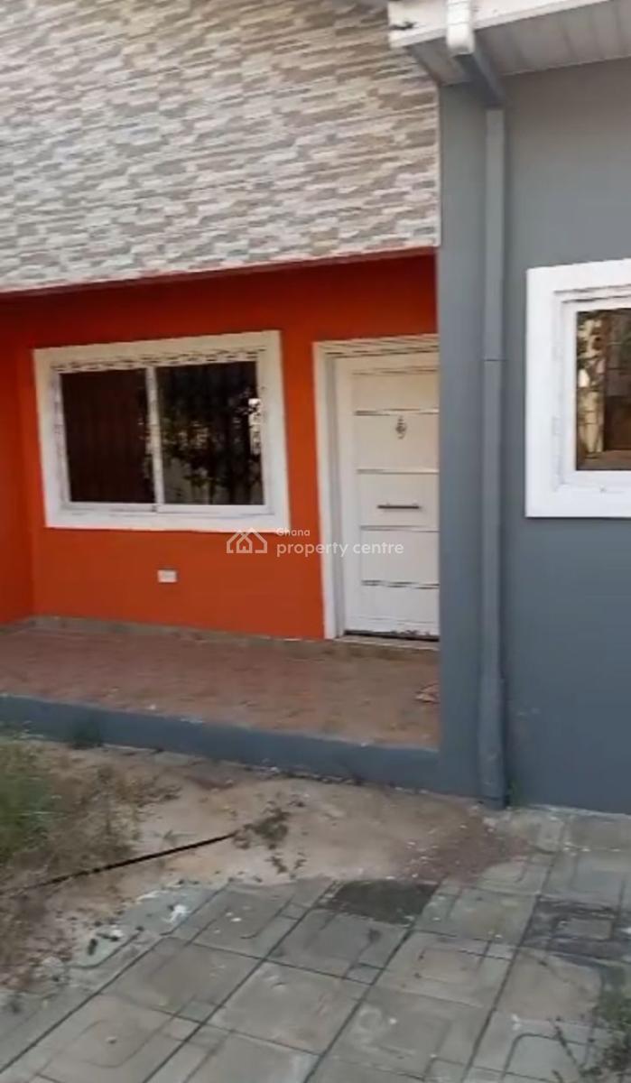 2 Bedroom in Gated Community, Oyarifa, Oyarifa, La Nkwantanang Madina Municipal, Accra, Detached Bungalow for Rent