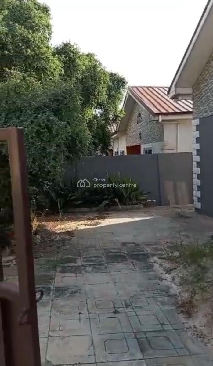 2 Bedroom in Gated Community, Oyarifa, Oyarifa, La Nkwantanang Madina Municipal, Accra, Detached Bungalow for Rent