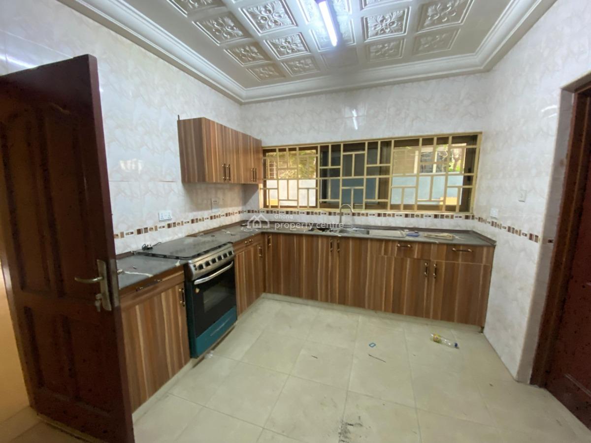 Executive 5 Bedroom, Community 25, Tema, Accra, House for Rent