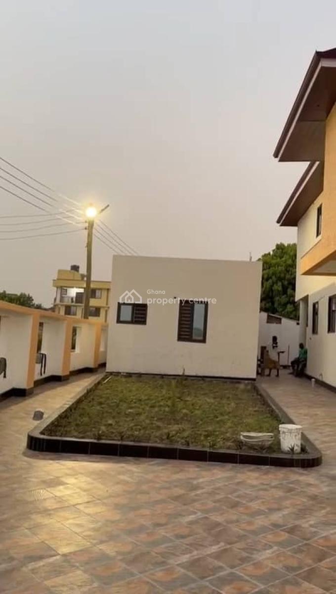 Newly Fully Furnished 5-bedroom House, Kumasi Metropolitan, Ashanti, House for Sale
