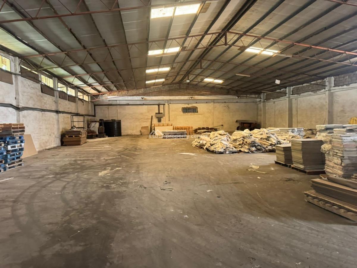 1,100 Sqm of Warehouse, Circle North Industrial Area, Tesano, Accra, Warehouse for Rent