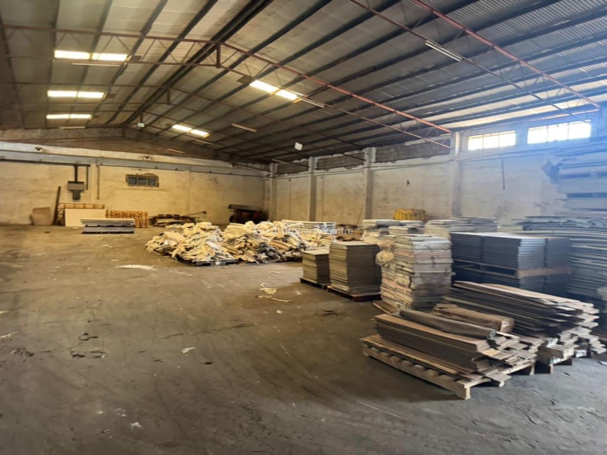 1,100 Sqm of Warehouse, Circle North Industrial Area, Tesano, Accra, Warehouse for Rent