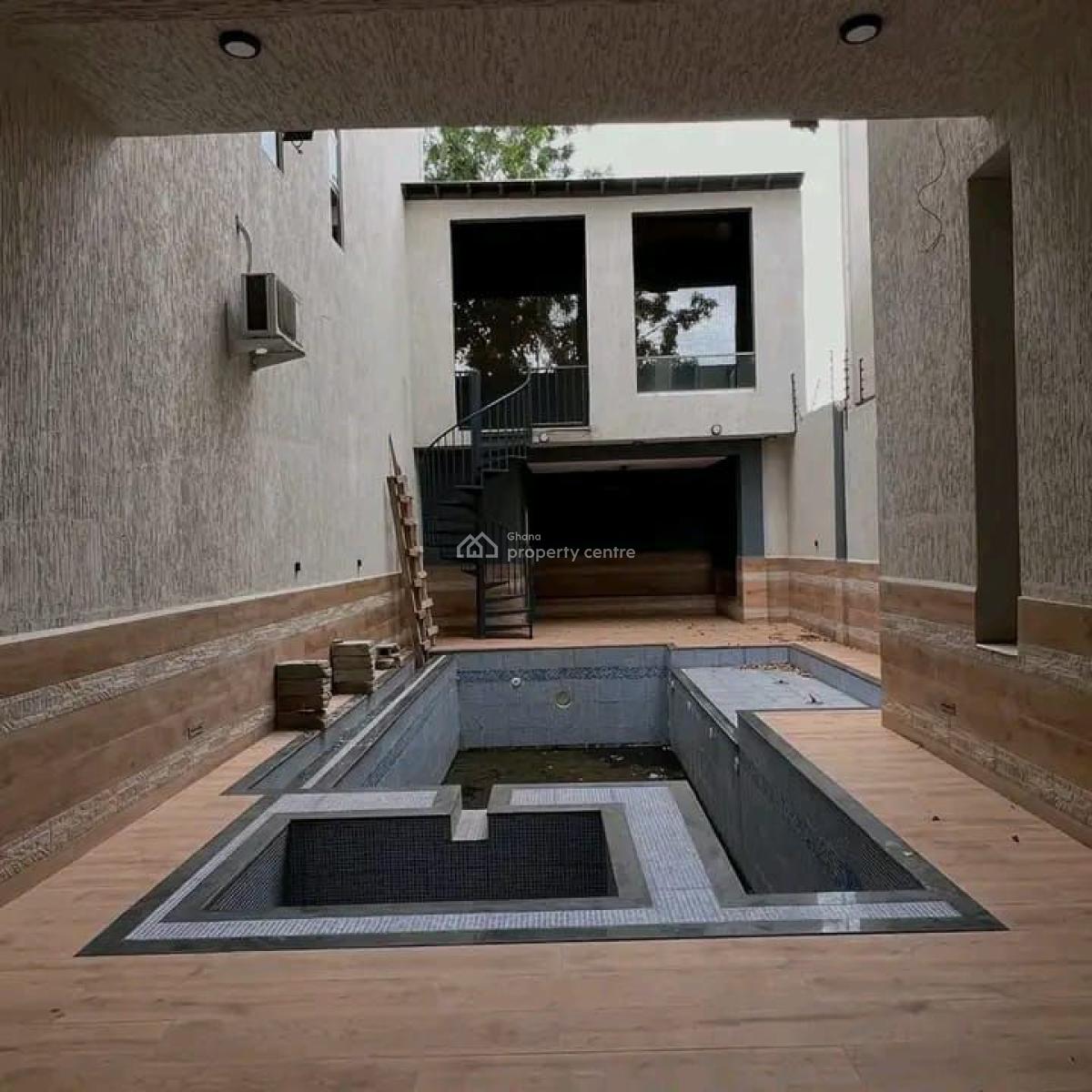 Stunning 5-bedroom Penthouse @ East Airport, East Airport, Airport Residential Area, Accra, Townhouse for Sale