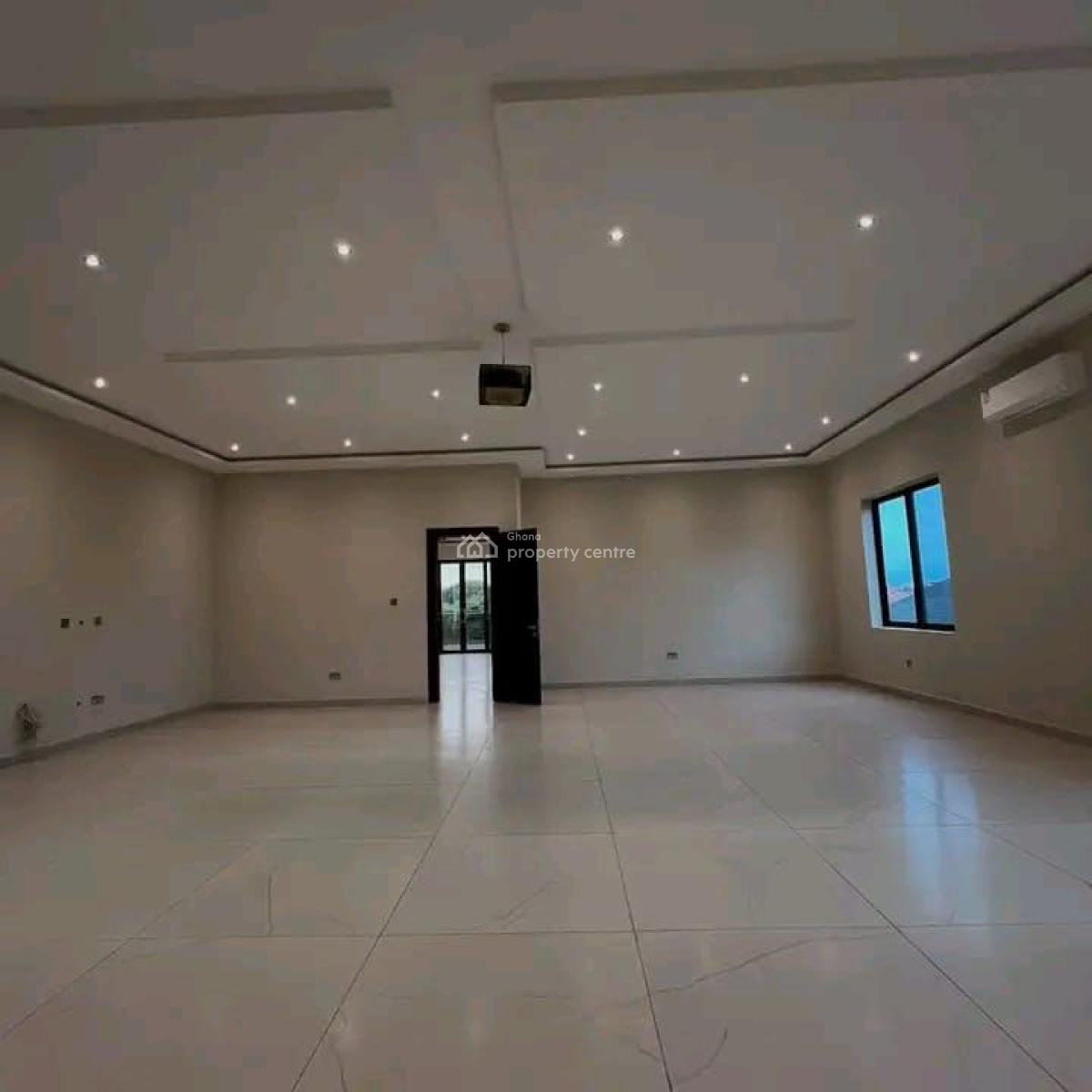 Stunning 5-bedroom Penthouse @ East Airport, East Airport, Airport Residential Area, Accra, Townhouse for Sale