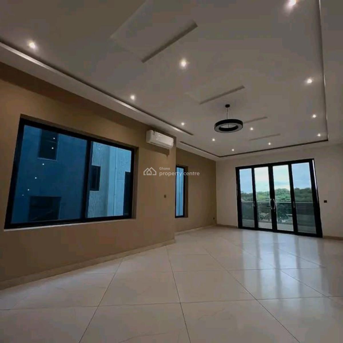 Stunning 5-bedroom Penthouse @ East Airport, East Airport, Airport Residential Area, Accra, Townhouse for Sale