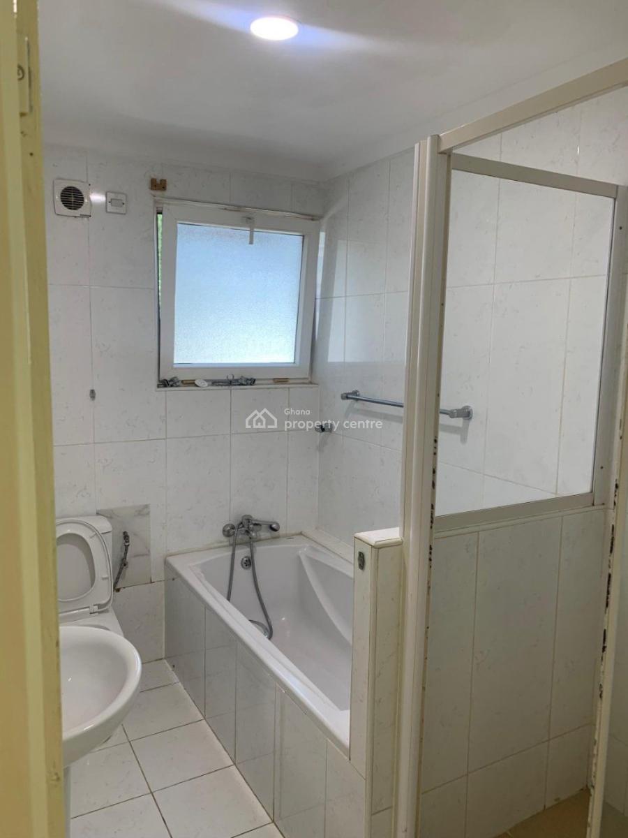 Luxurious 3 Bedroom Flat@ Airport Residential Area, Airport Residential Area, Accra, Apartment for Rent