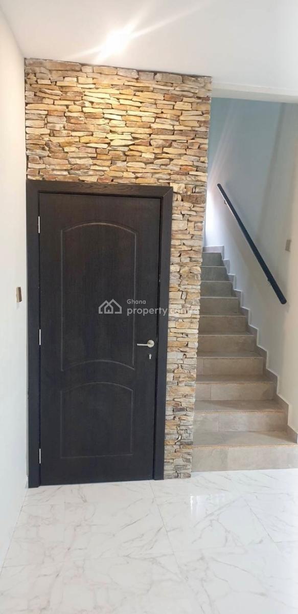 2 Bedroom Townhouse in a Gated Community, Ars Roundabout, East Legon, Accra, Townhouse for Rent