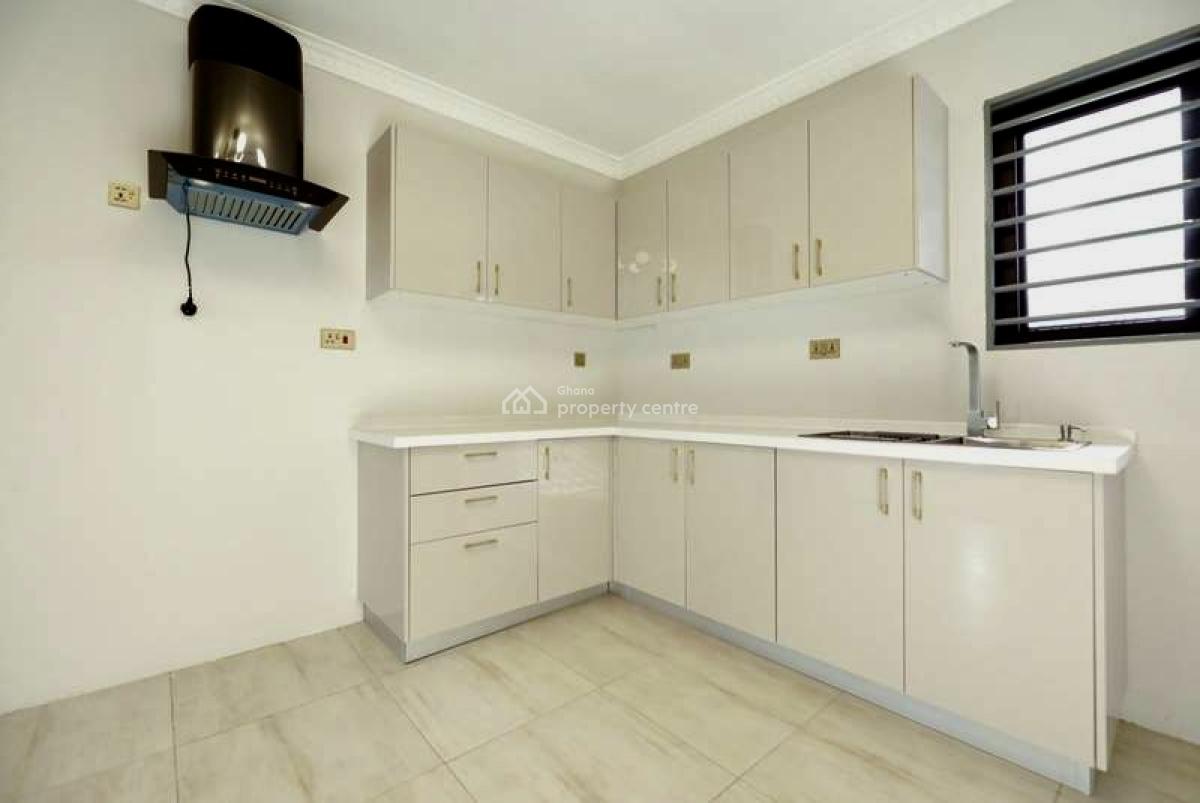 2 Bedroom Townhouse in a Gated Community, Ars Roundabout, East Legon, Accra, Townhouse for Rent