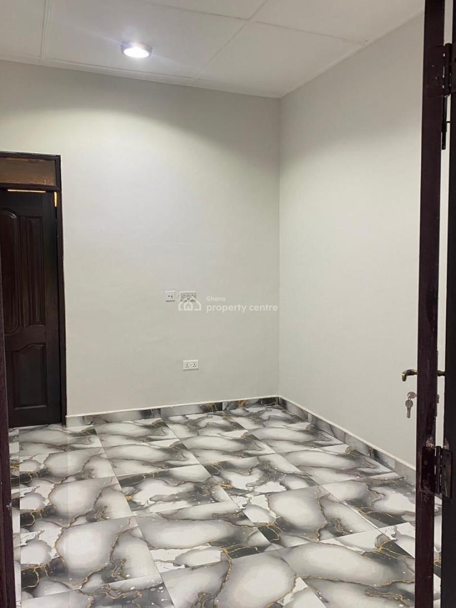 Luxury 2 Bedroom Facility, Dcop Kofi Boakye Street, Konkromoase, Kumasi Metropolitan, Ashanti, Semi-detached Duplex for Rent