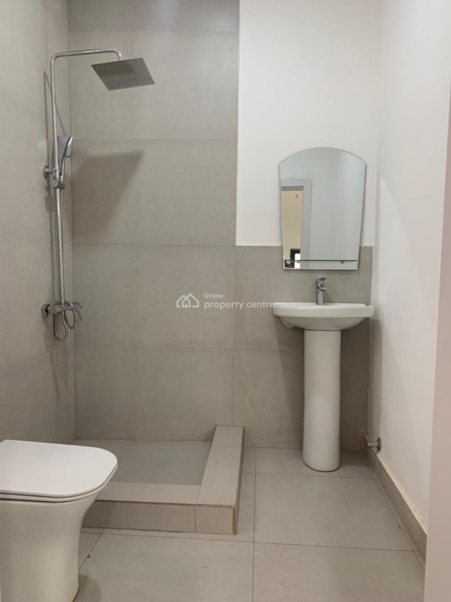 3 Bedrooms House, Ayimensah, Oyarifa, La Nkwantanang Madina Municipal, Accra, Detached Duplex for Sale