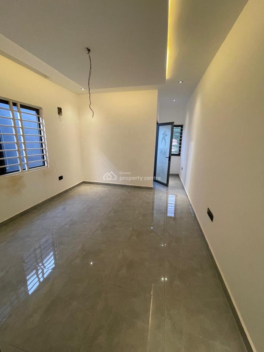 4 Bedrooms, Kwabenya, Ga East Municipal, Accra, Detached Duplex for Rent