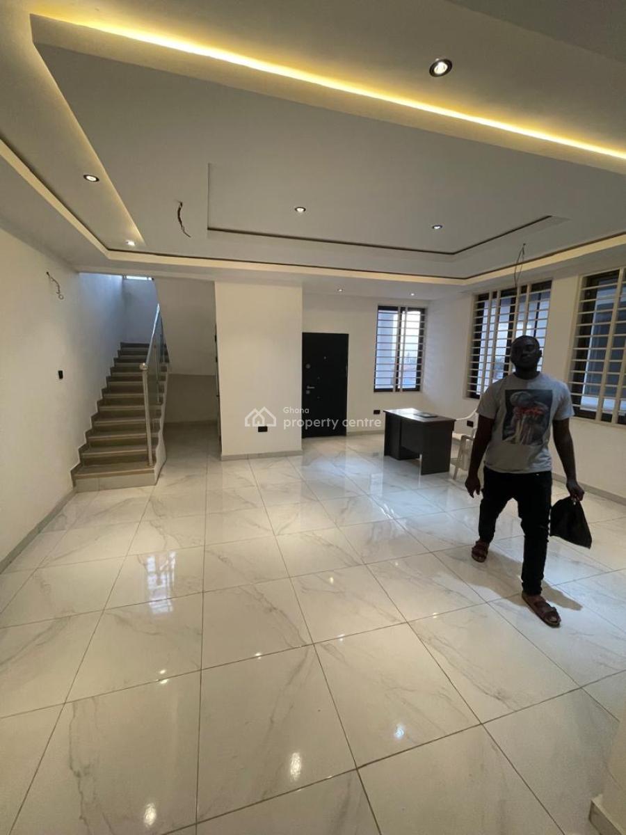 4 Bedrooms, Kwabenya, Ga East Municipal, Accra, Detached Duplex for Rent