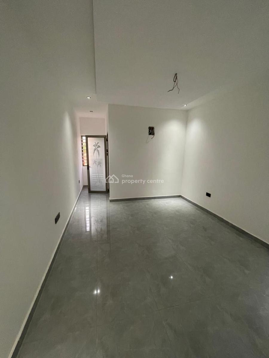4 Bedrooms, Kwabenya, Ga East Municipal, Accra, Detached Duplex for Rent