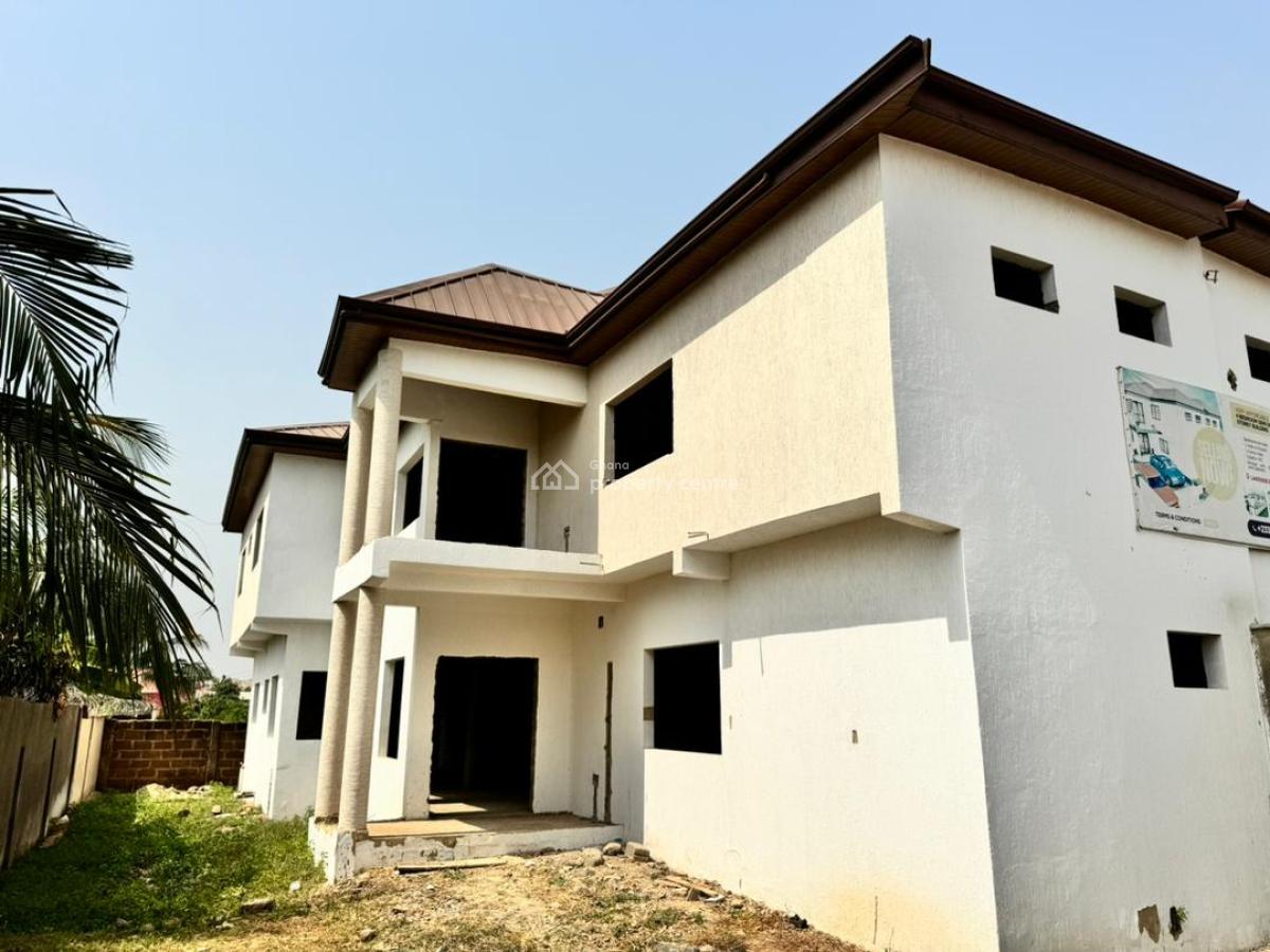 4 Bedroom Semi-detached House in Lakeside Estate, Lakeside Estate, Ashaley Botwe, Adenta Municipal, Accra, Semi-detached Duplex for Sale
