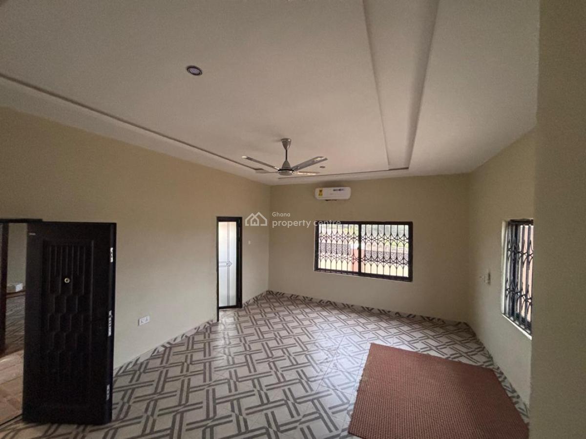 Luxury Fully Furnished 4-bedroom House, Ejisu-juaben Municipal, Ashanti, House for Sale