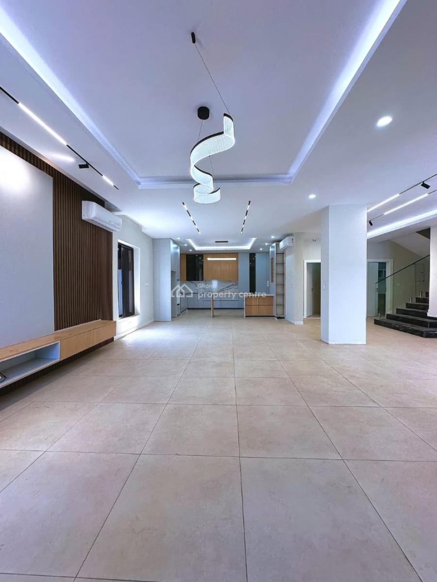 5 Bedroom House with a Boys Quarters at East Airport, East Airport, Accra Metropolitan, Accra, House for Sale