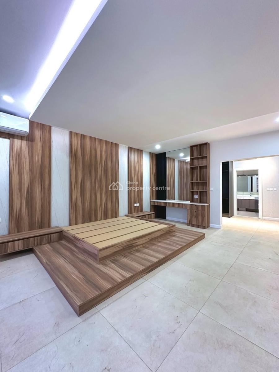 5 Bedroom House with a Boys Quarters at East Airport, East Airport, Accra Metropolitan, Accra, House for Sale